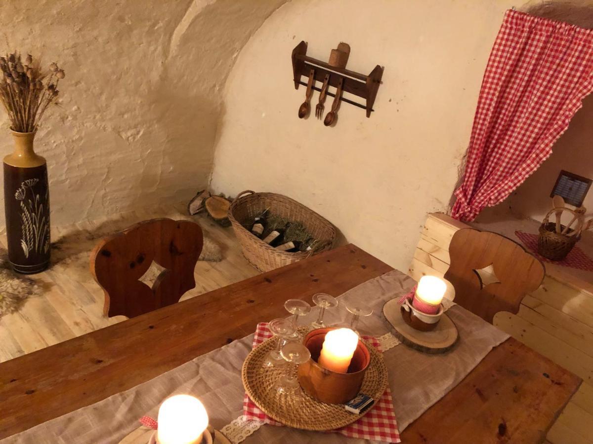 Mija Apartman S Vinnym Sklipkem, Zahradou A Grilem Каёв Экстерьер фото