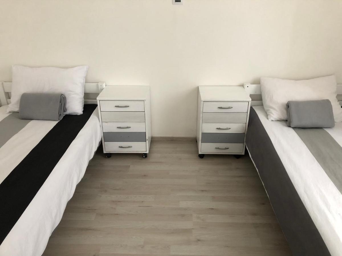 Mija Apartman S Vinnym Sklipkem, Zahradou A Grilem Каёв Экстерьер фото